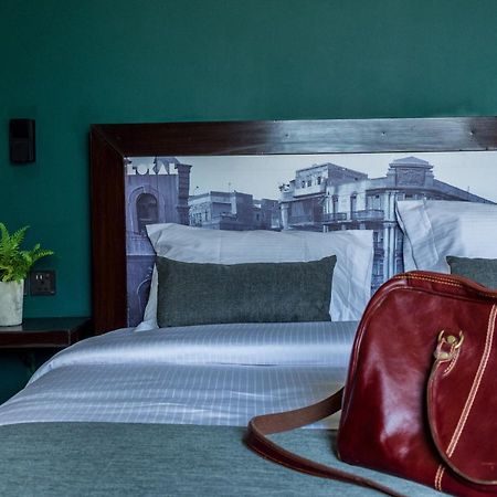 Lokal Rooms X Shahrah-E-Faisal Карачи Екстериор снимка