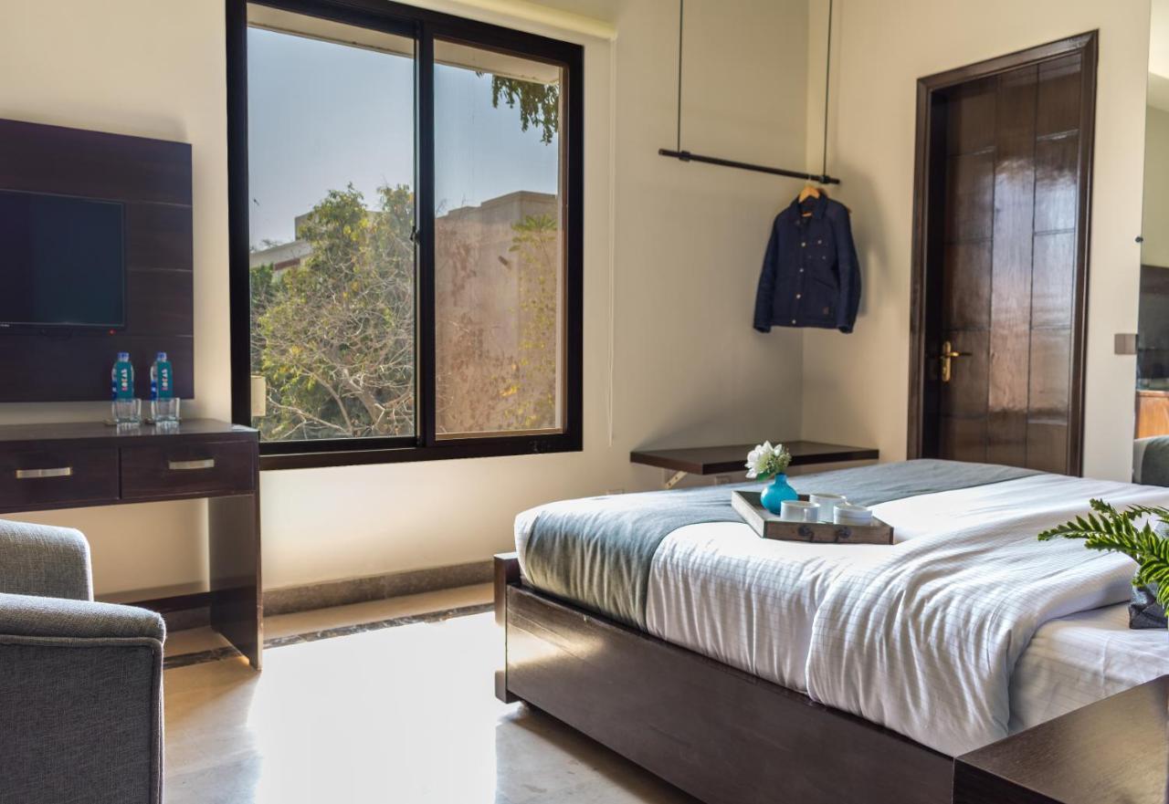 Lokal Rooms X Shahrah-E-Faisal Карачи Екстериор снимка