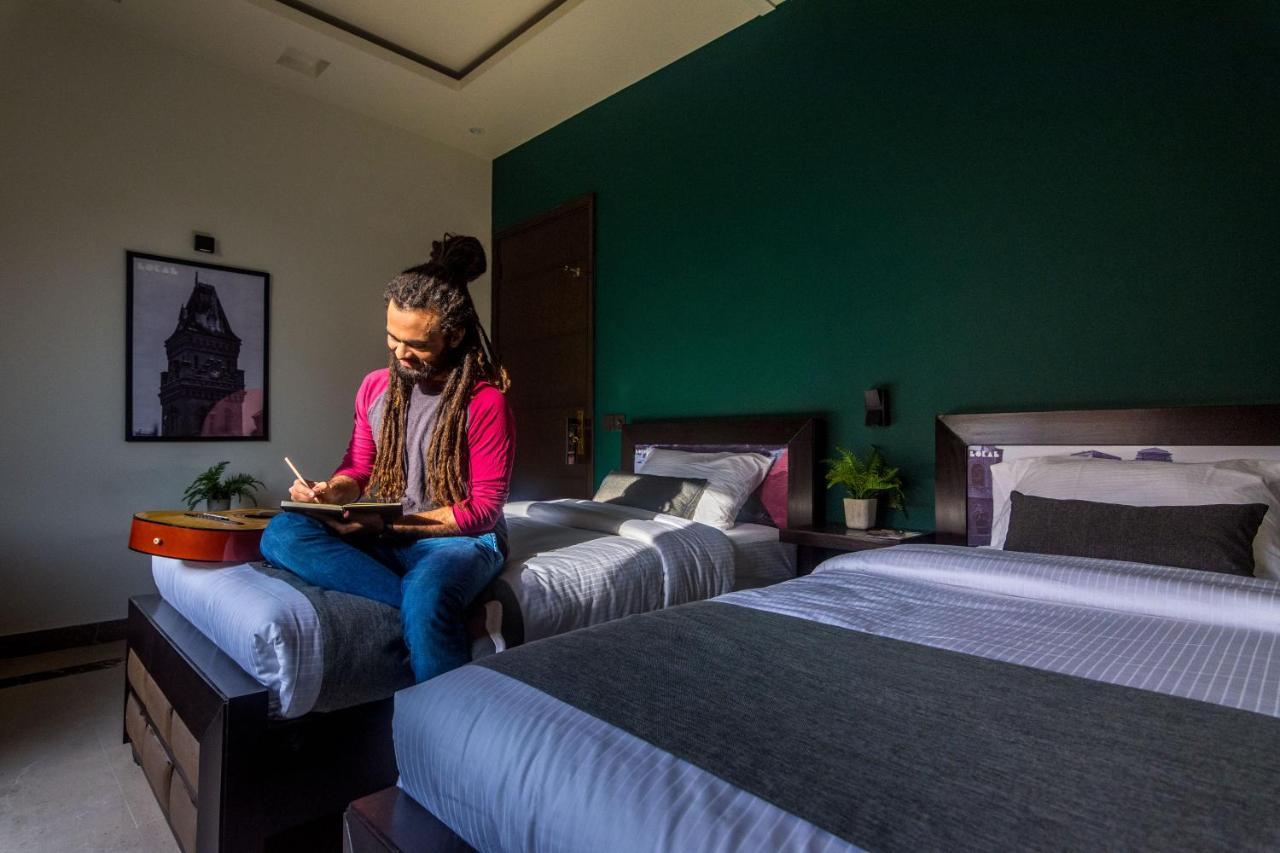 Lokal Rooms X Shahrah-E-Faisal Карачи Екстериор снимка
